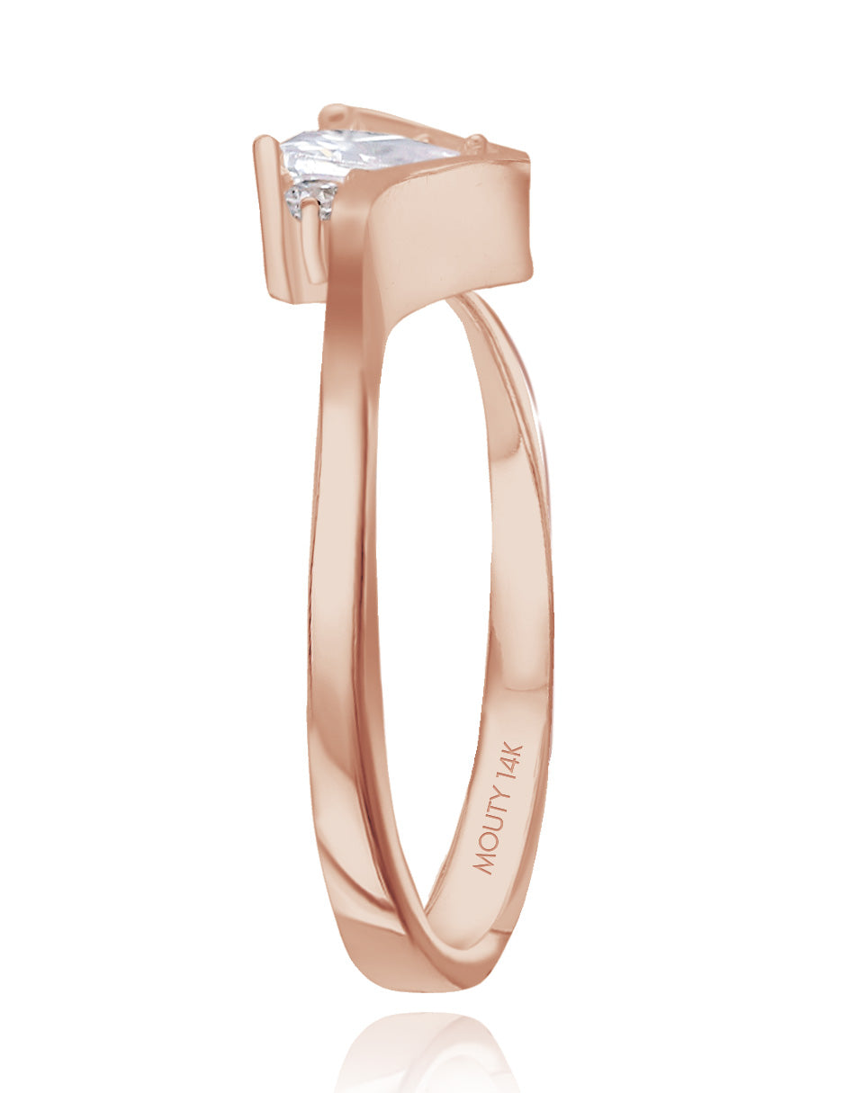 Alice ring in 14k rose gold with zircons