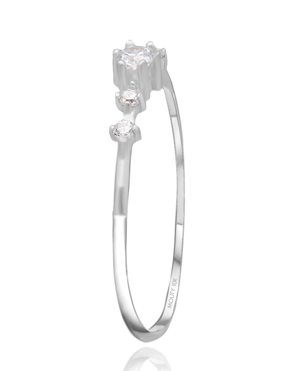 Ariana ring in 10k white gold with zircons