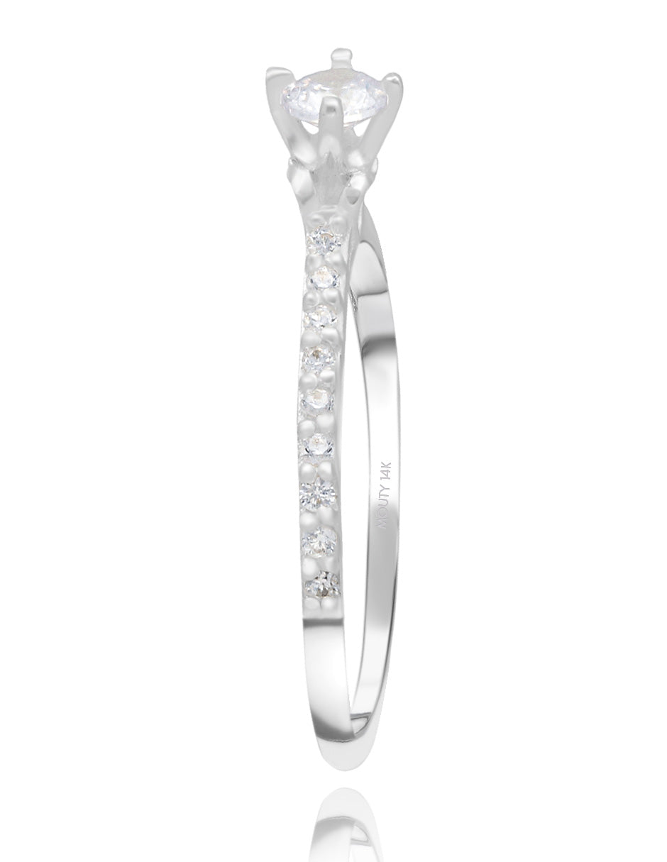 Arnel ring in 14k white gold with zircons