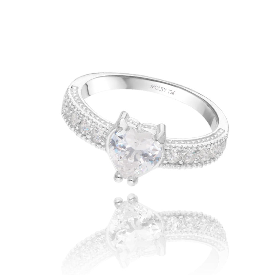 Fanny ring in 10k white gold with white zirconia