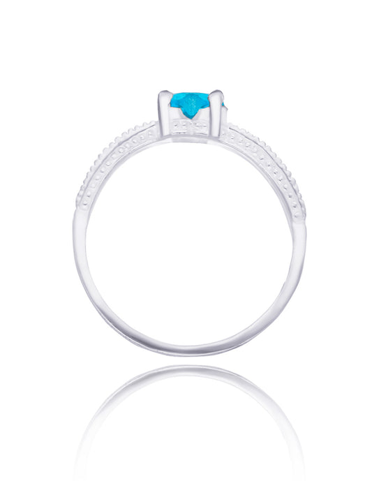 Fanny ring in silver with sky blue zirconia