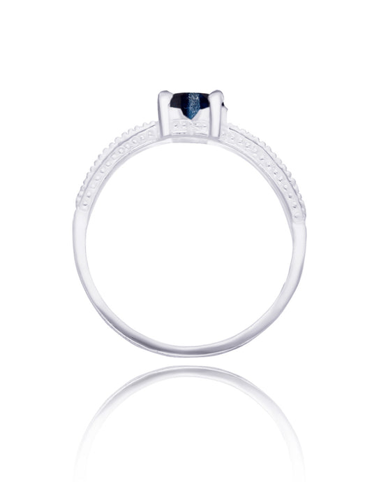 Fanny ring in silver with royal blue zirconia