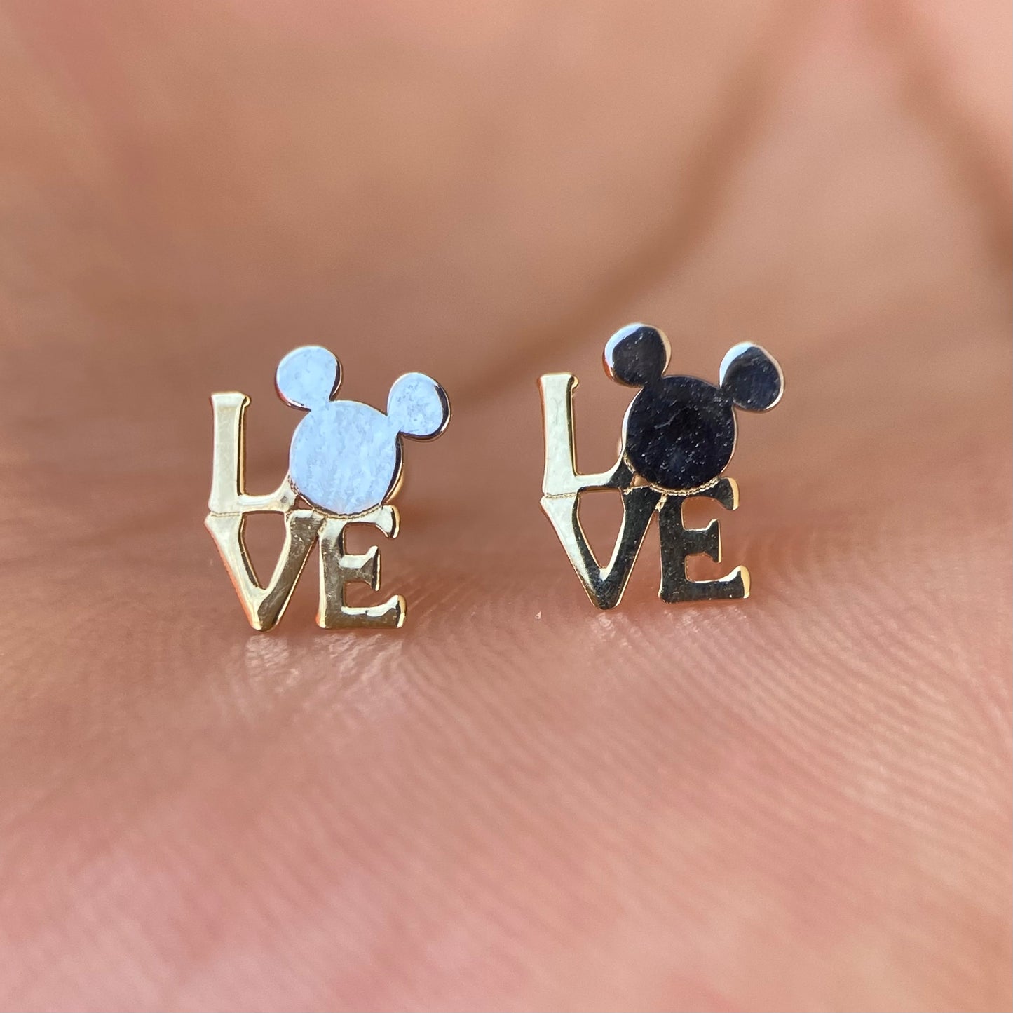 10k white and yellow gold Mickey love studs with zircons Disney®️