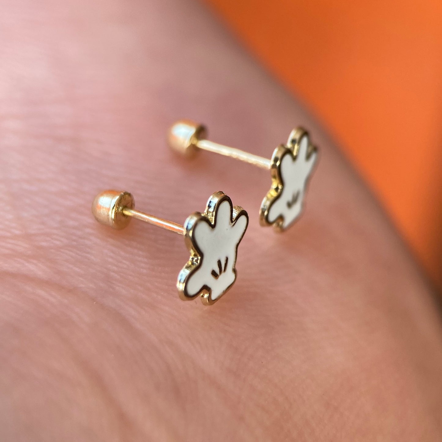 Mickey enameled glove studs in 10k yellow gold with zircons Disney®️