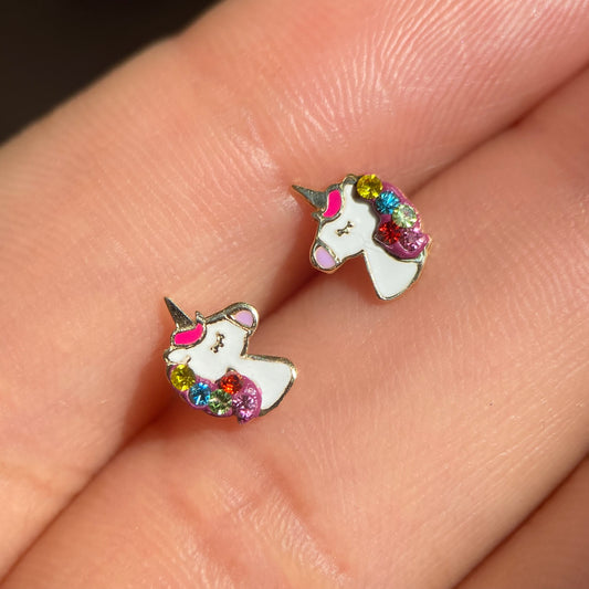 Unicorn studs in 10k yellow gold with zircons Code: 14281 8.5mm