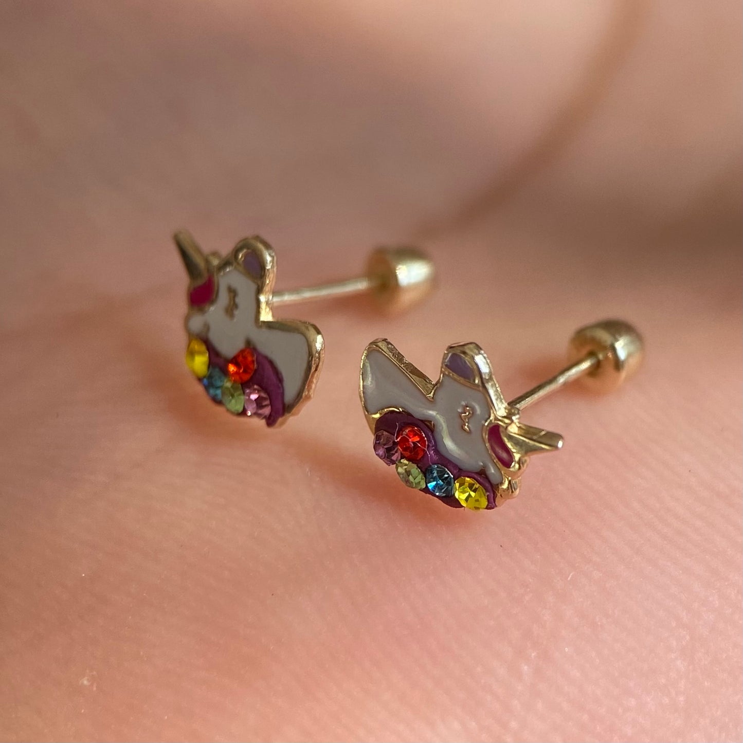 Unicorn studs in 10k yellow gold with zircons Code: 14281 8.5mm