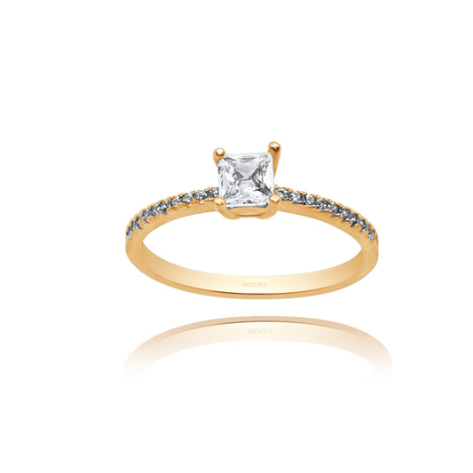 10k yellow gold ring with princess cut zirconia Code: MAN282