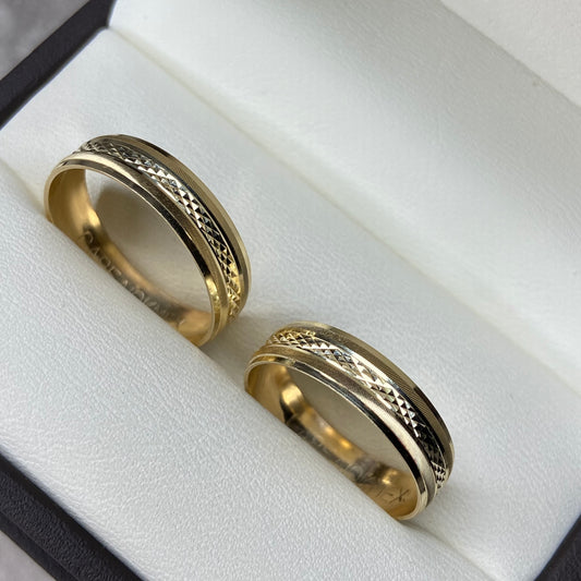 Pair of light Harold hoops in 10k yellow gold (5mm) 