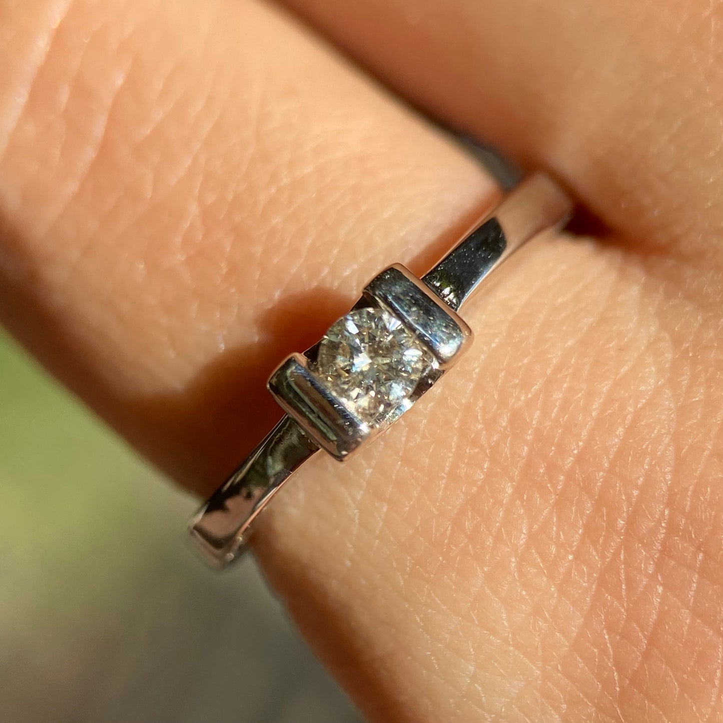 Ring in 14k white gold with diamond Mod: OF1238