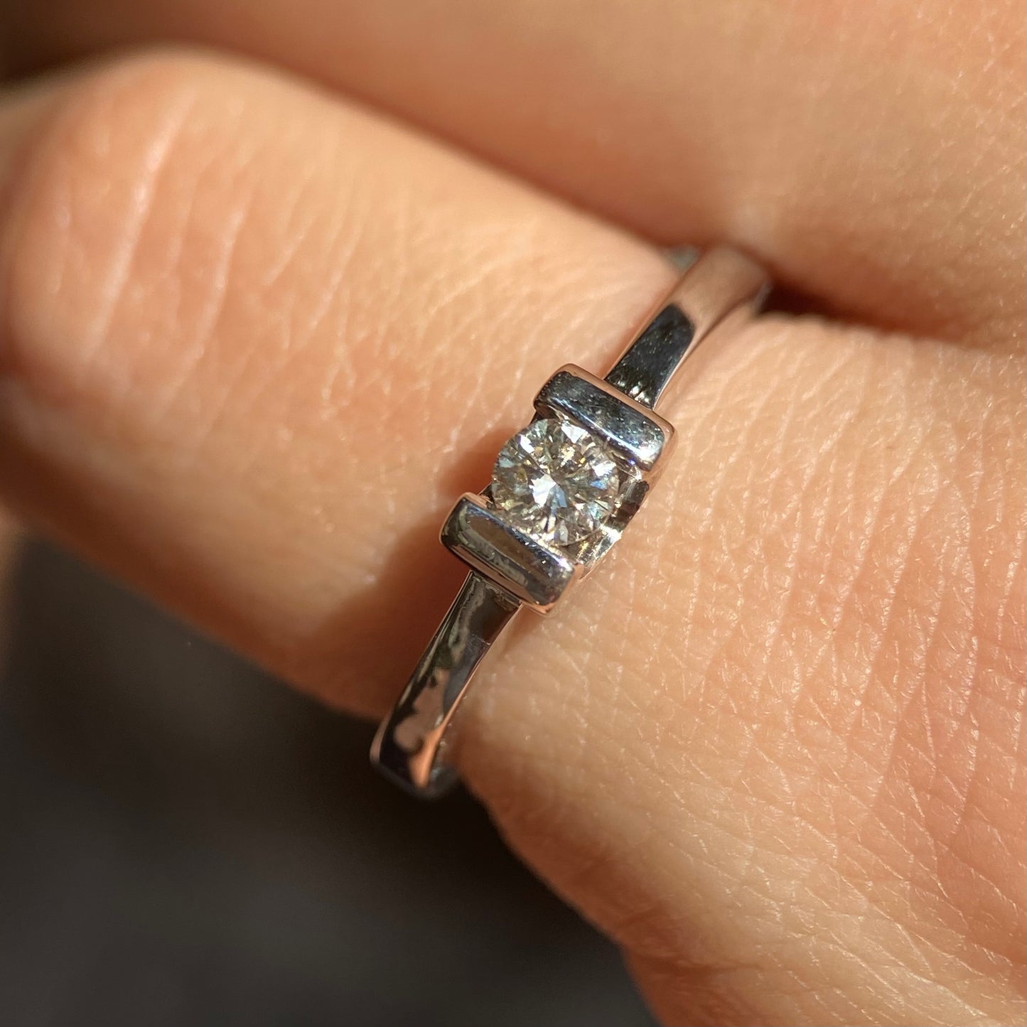 Ring in 14k white gold with diamond Mod: OF1238