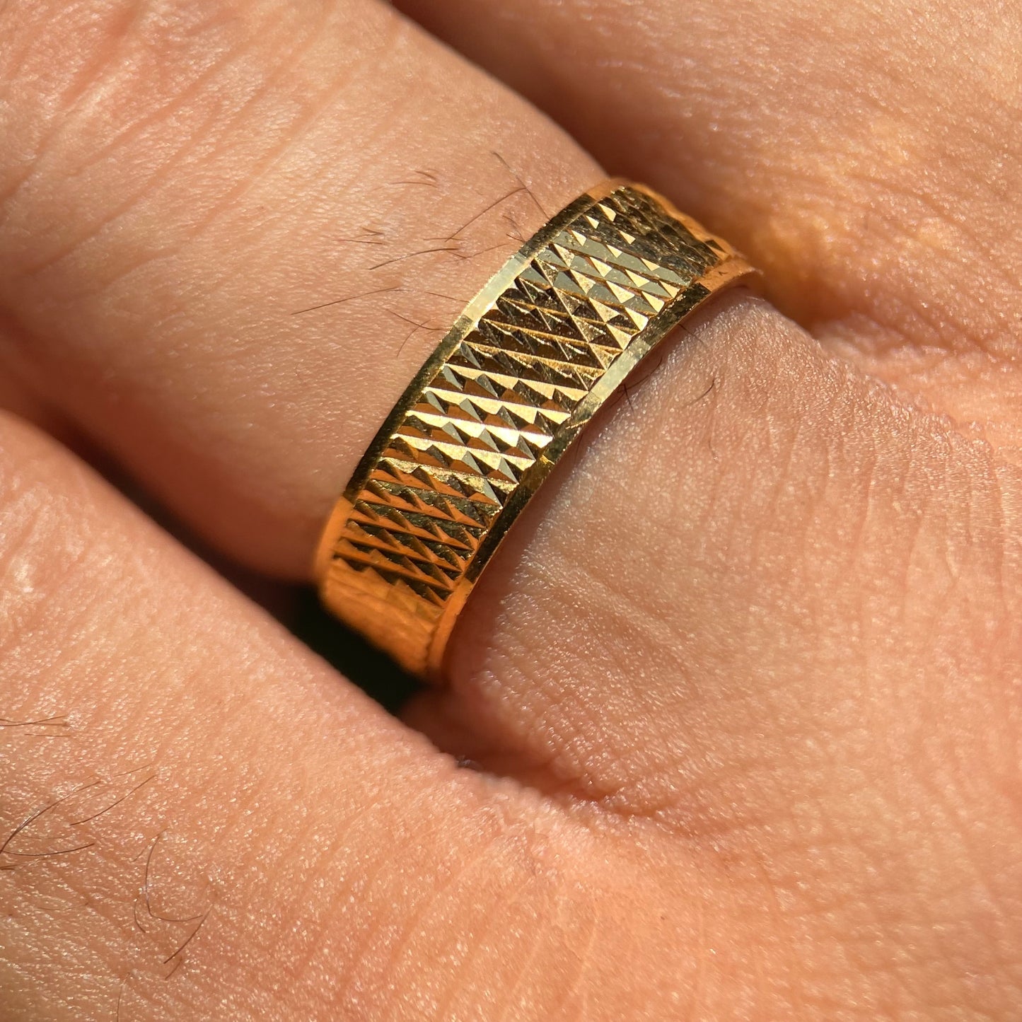 Liam ring in silver with yellow gold plating