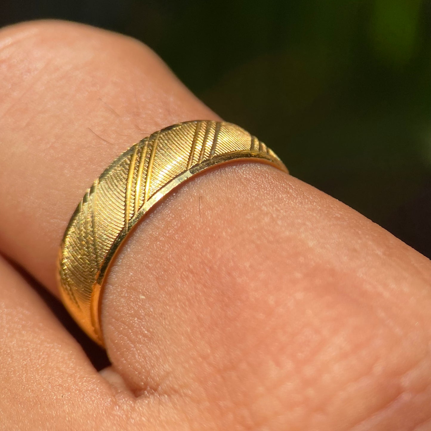 Milan ring in silver with yellow gold plating