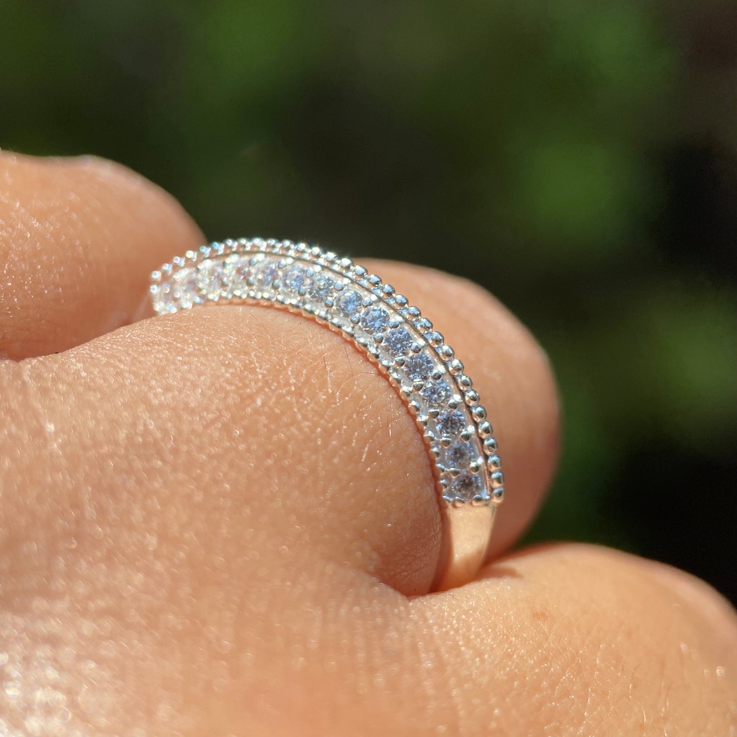 Elsie ring in 14k white gold with zircons